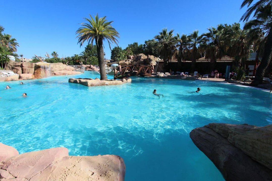 découvrez les détails de l'incendie survenu au camping les sables d'or, ses causes, les mesures prises et l'impact sur les vacanciers.