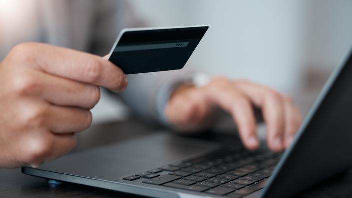 attention : alerte à une arnaque fiscale truquée. agissez rapidement pour éviter tout paiement frauduleux. informez-vous et protégez-vous dès maintenant.