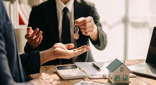découvrez la valeur des quartiers de bordeaux pour bien investir dans l'immobilier. analyse détaillée des prix au mètre carré et tendances du marché bordelais.